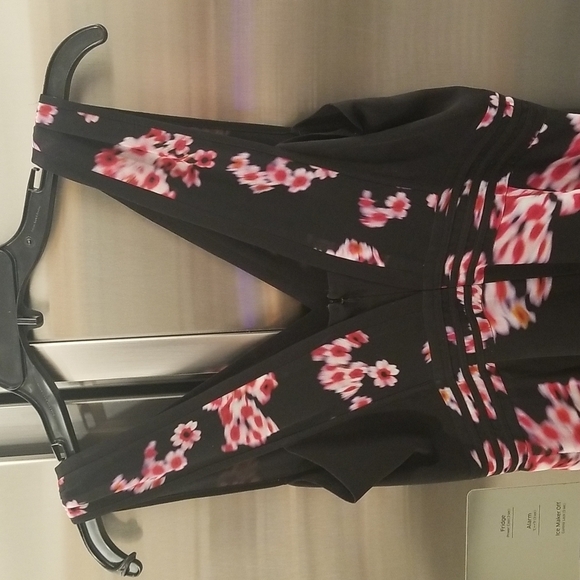 💕ALLSAINTS💕 Marcella Jasmine Dress ~ Jasmine Black Absract Moody Floral 6 NWT - Picture 9 of 15